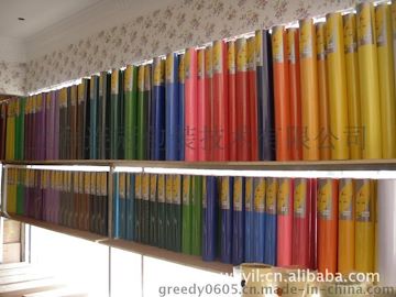 連(lián)冠熱銷自(zi)粘壁紙、牆(qiang)紙背膠專(zhuān)用防粘紙(zhi)、離型紙