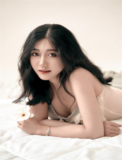 劳斯莱斯请网红代言视频-美国著名电影公司