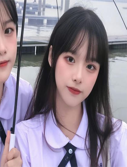 女人一看就湿的爽文_大地二中文官方在线观看